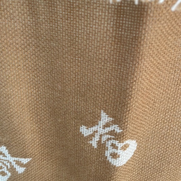 SKULL SCARF - Picture 3 of 3